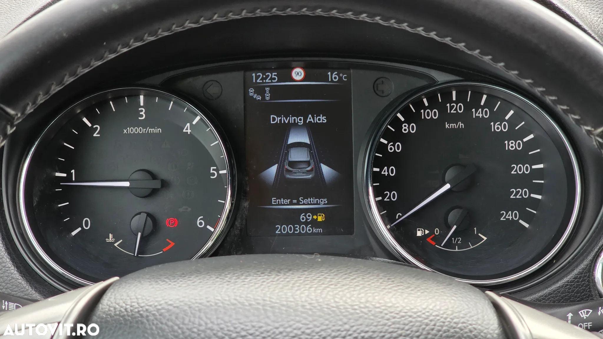 Nissan Qashqai 1.6 DCI ALL-MODE 4x4i TEKNA+ - 30