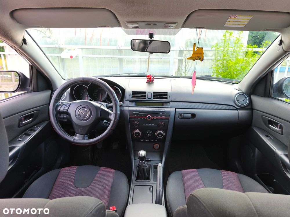 Mazda 3 - 8