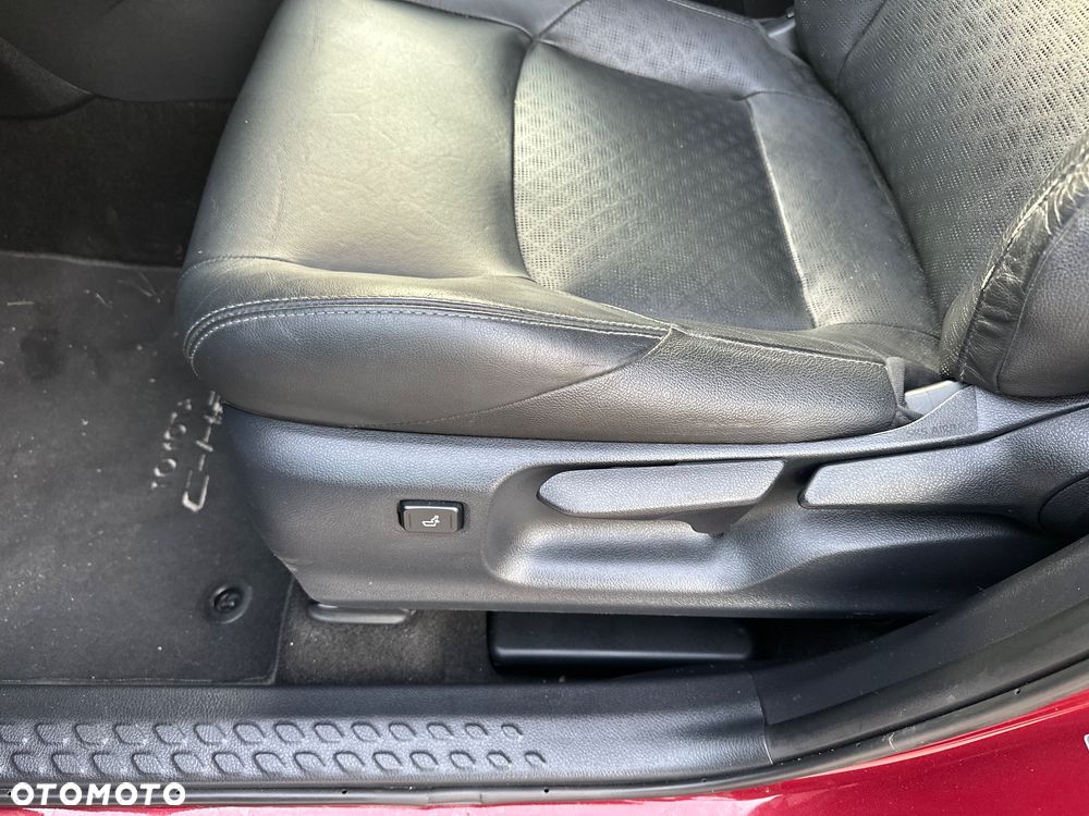 Toyota C-HR 1.8 Hybrid Neon Lime powered by JBL - 12