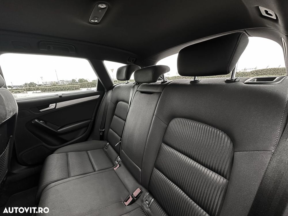 Audi A4 2.0 TDI DPF multitronic Ambiente - 34
