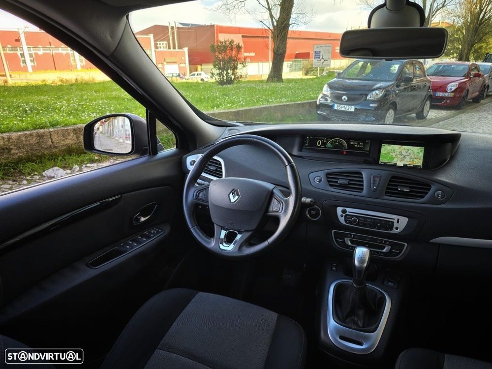 Renault Scénic 1.5 dCi Dynamique S EDC - 19