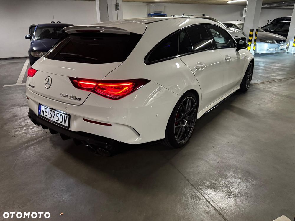 Mercedes-Benz CLA - 5