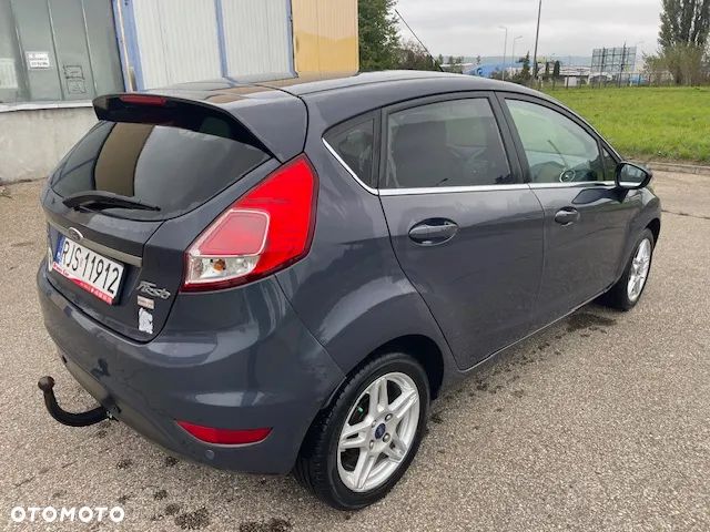 Ford Fiesta - 5