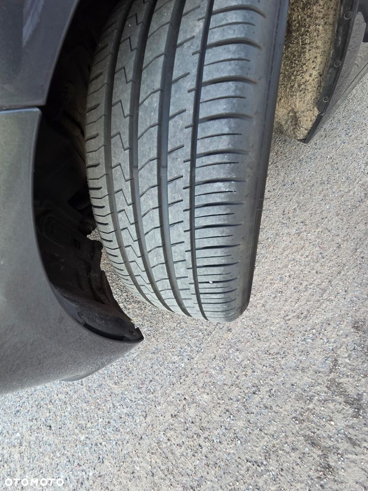 BMW Seria 3 320d Efficient Dynamics - 24