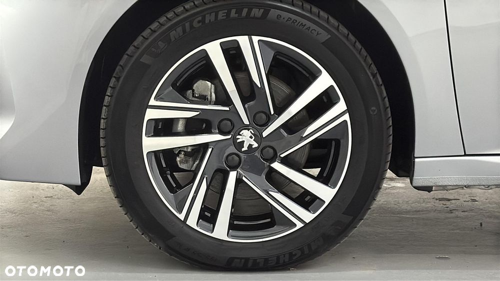 Peugeot 208 1.2 PureTech Allure S&S EAT8 - 17