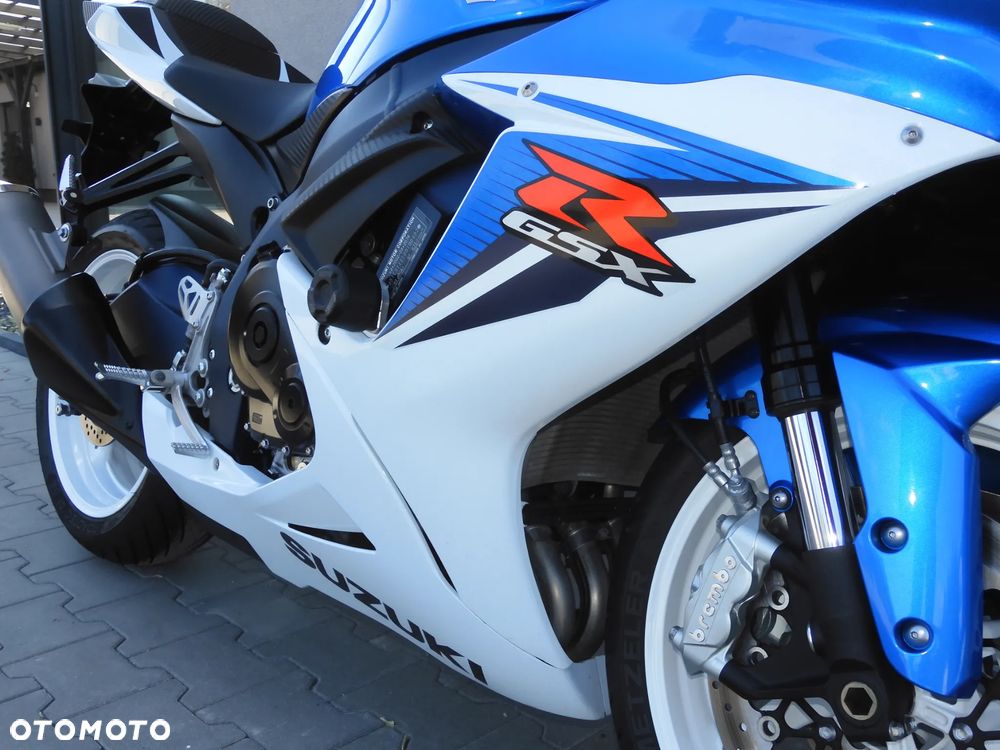Suzuki GSX-R - 17