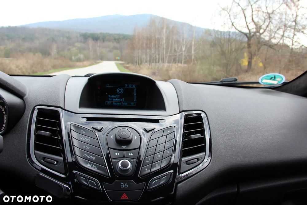 Ford Fiesta 1.6 Ti-VCT Titanium - 25