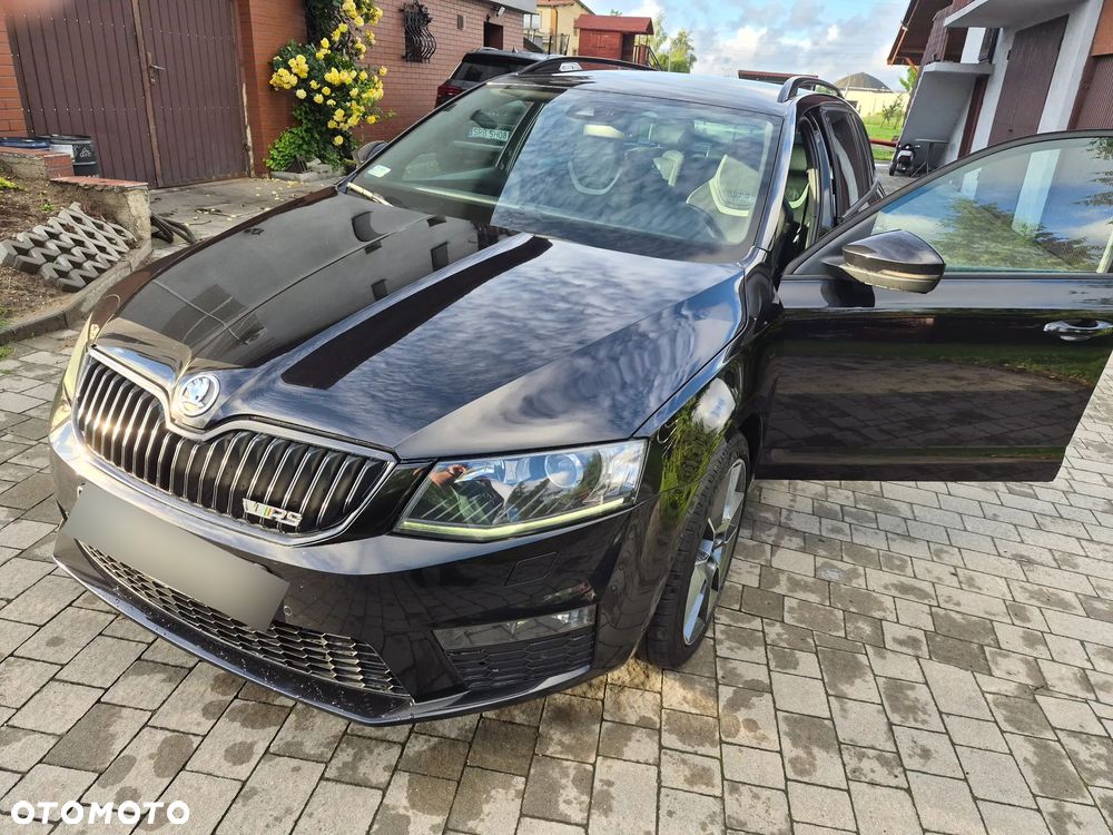 Skoda Octavia 2.0 TDI DSG RS - 2