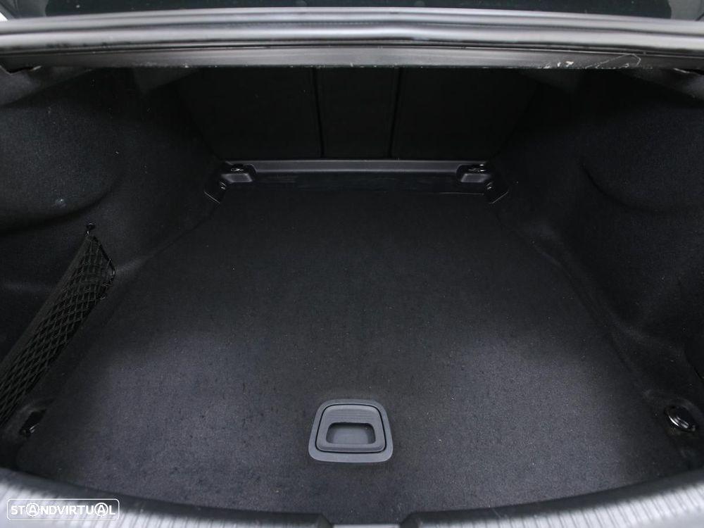 Mercedes-Benz C 220 d Avantgarde - 13