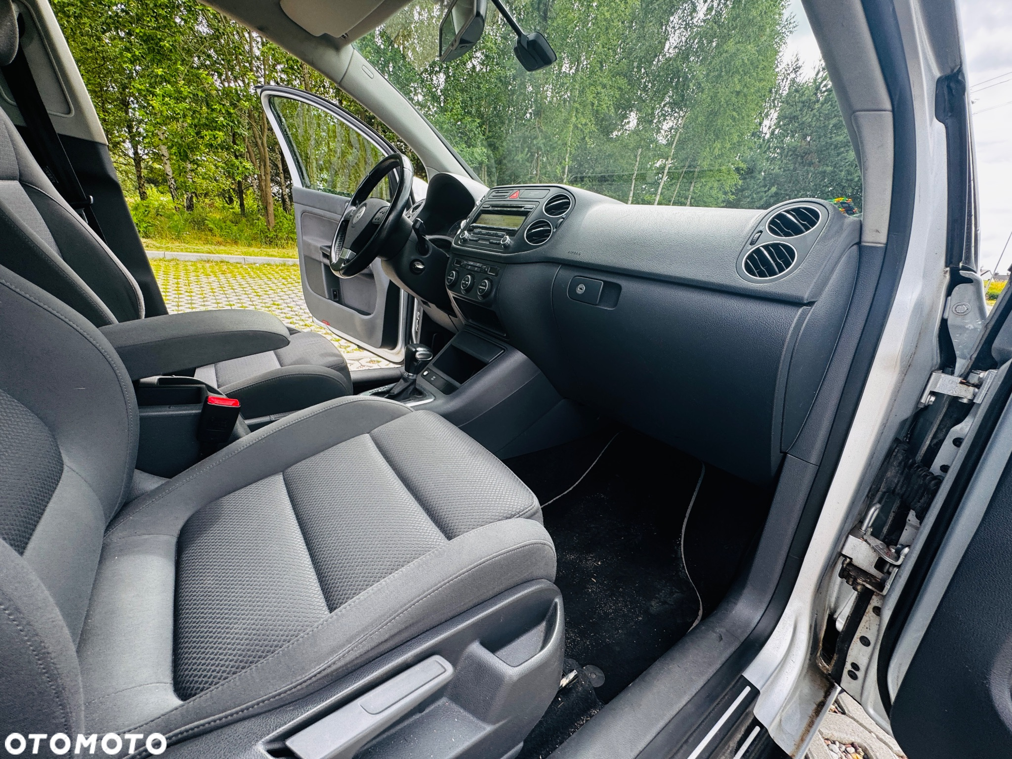 Volkswagen Golf 1.9 TDI DSG DPF Comfortline - 19