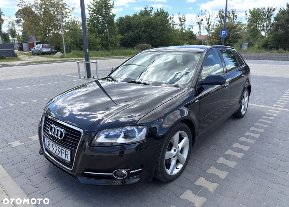 Audi A3 Sportback - 12