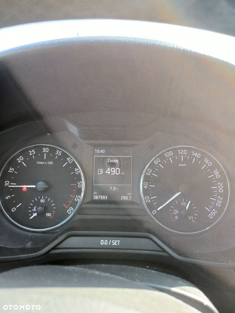 Skoda Octavia 1.6 TDI Ambition - 8