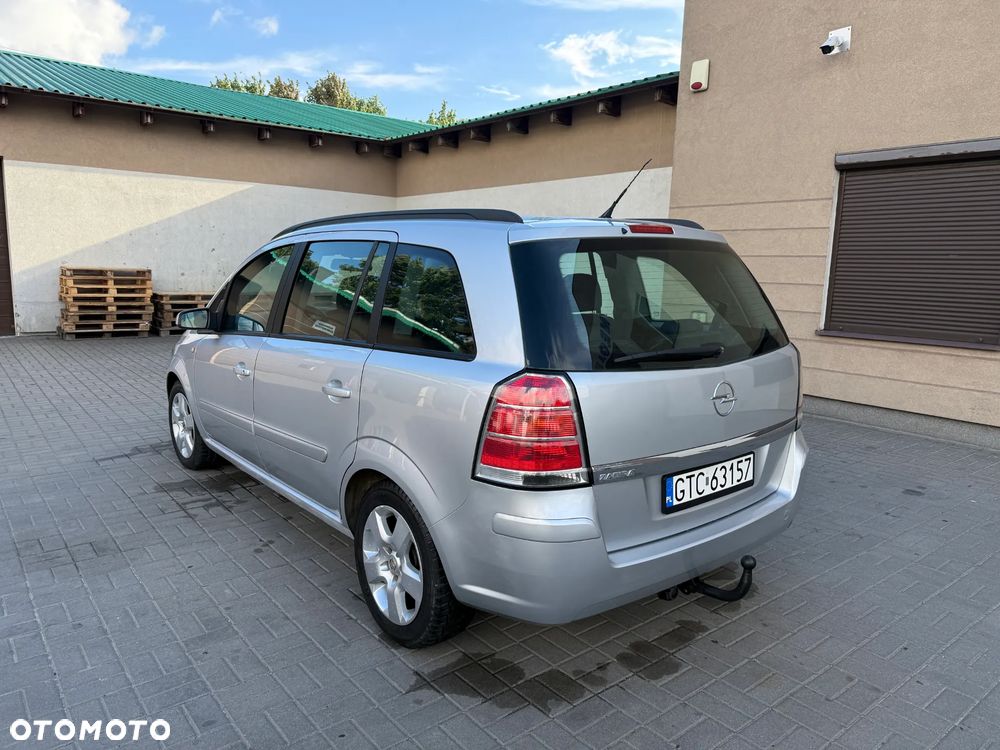 Opel Zafira 1.6 - 3