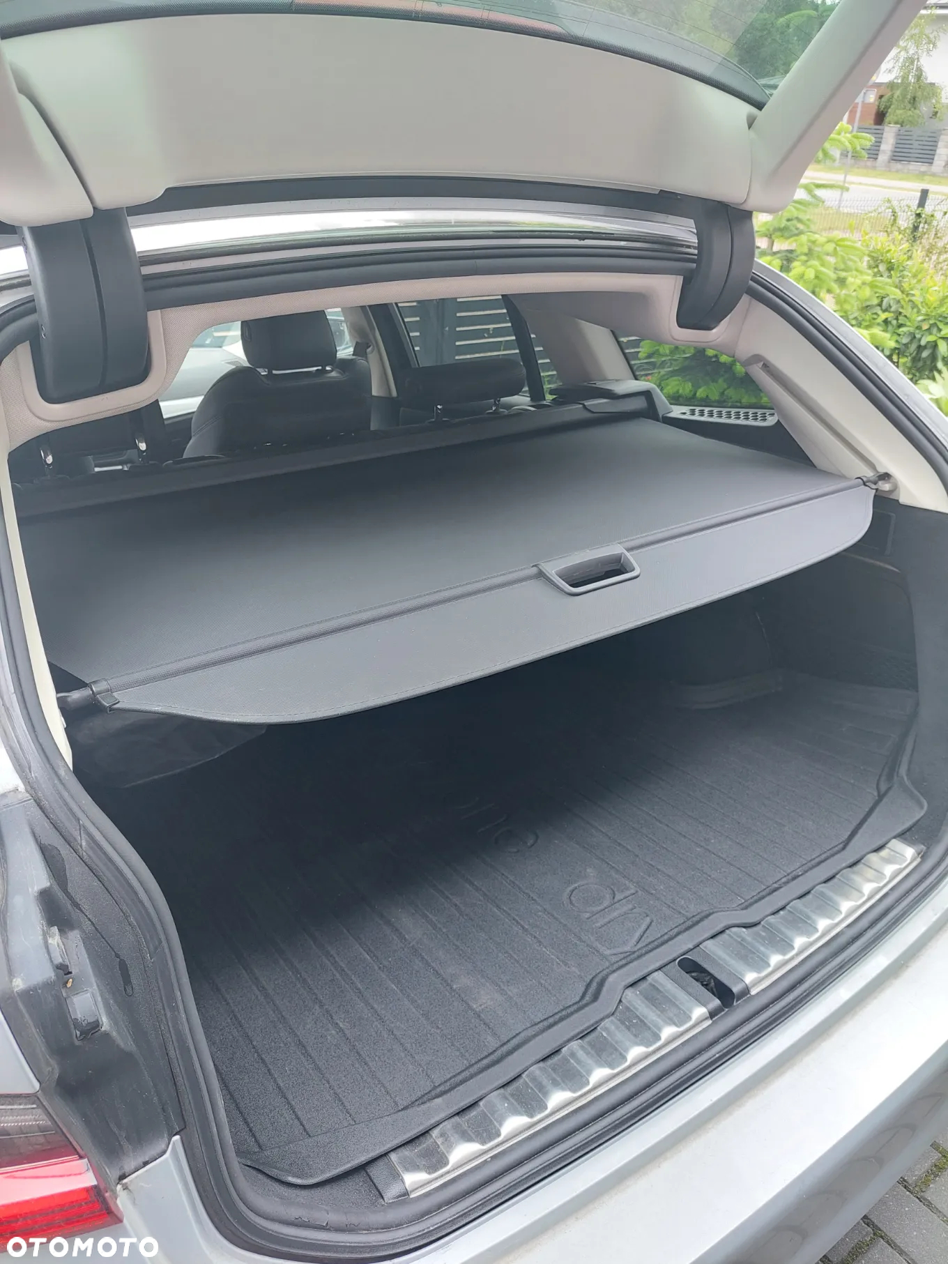BMW Seria 3 318d - 14