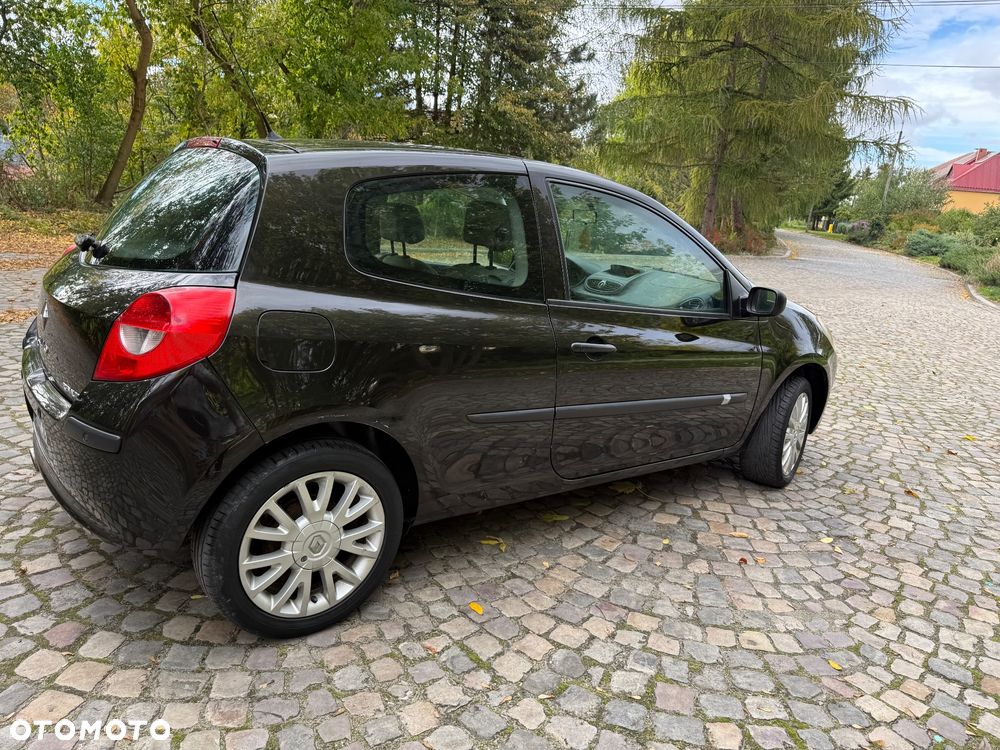 Renault Clio - 4