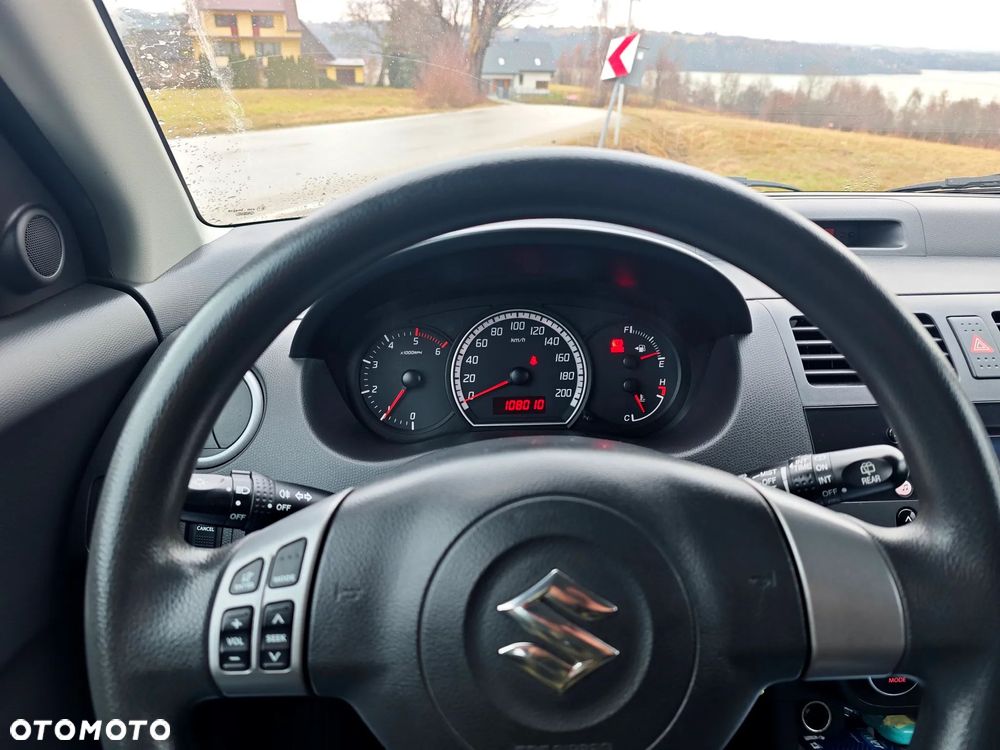Suzuki Swift - 24