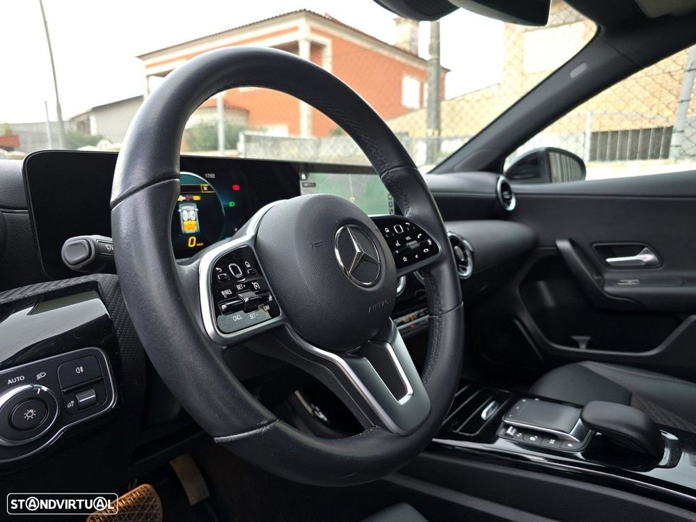 Mercedes-Benz A 180 d AMG Line Aut. - 23