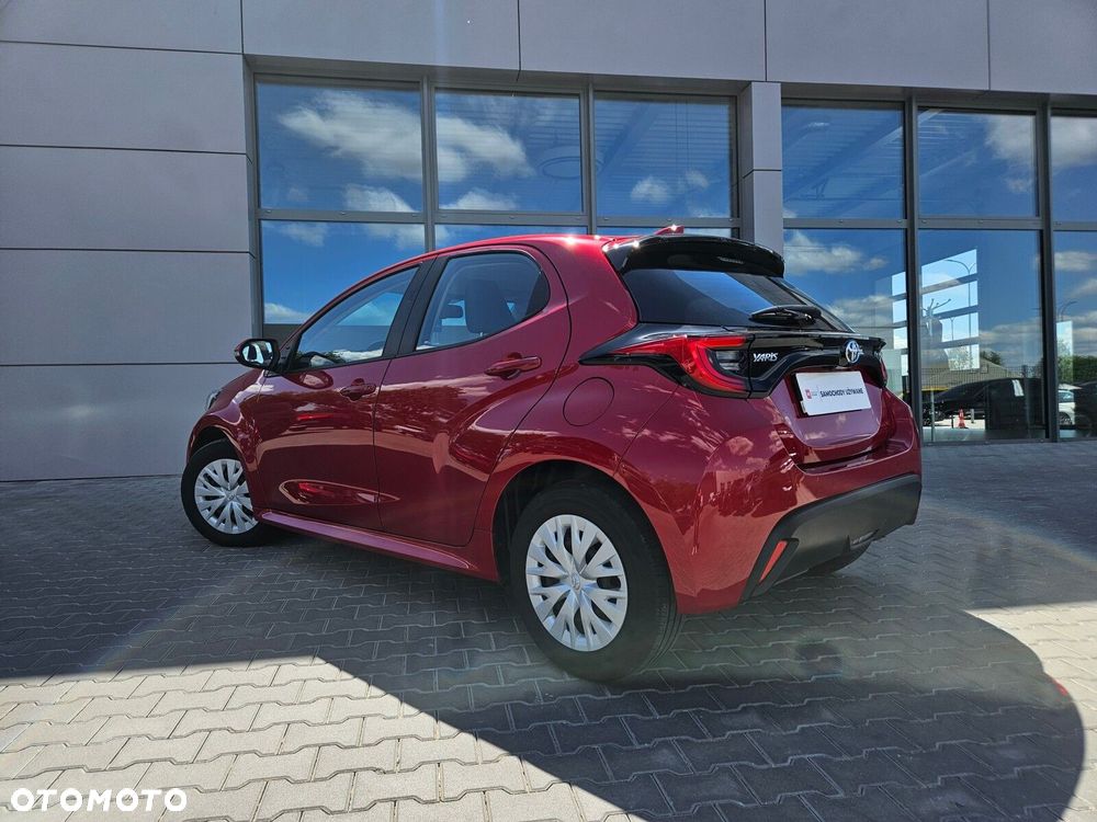 Toyota Yaris - 4