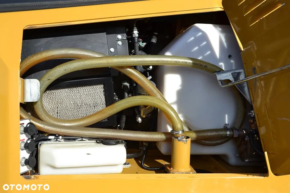 Caterpillar D6K LGP, TYLKO 1600 MTH, BEZ AD BLUE - 19