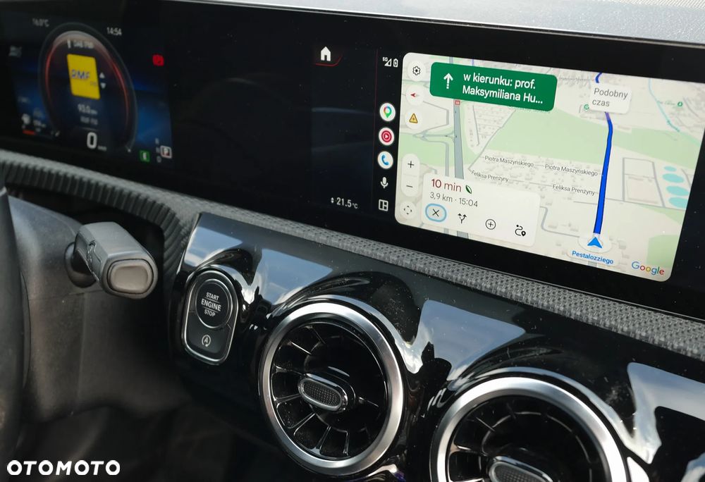 Mercedes-Benz CLA 200 7G-DCT Progressive Line Advanced - 19