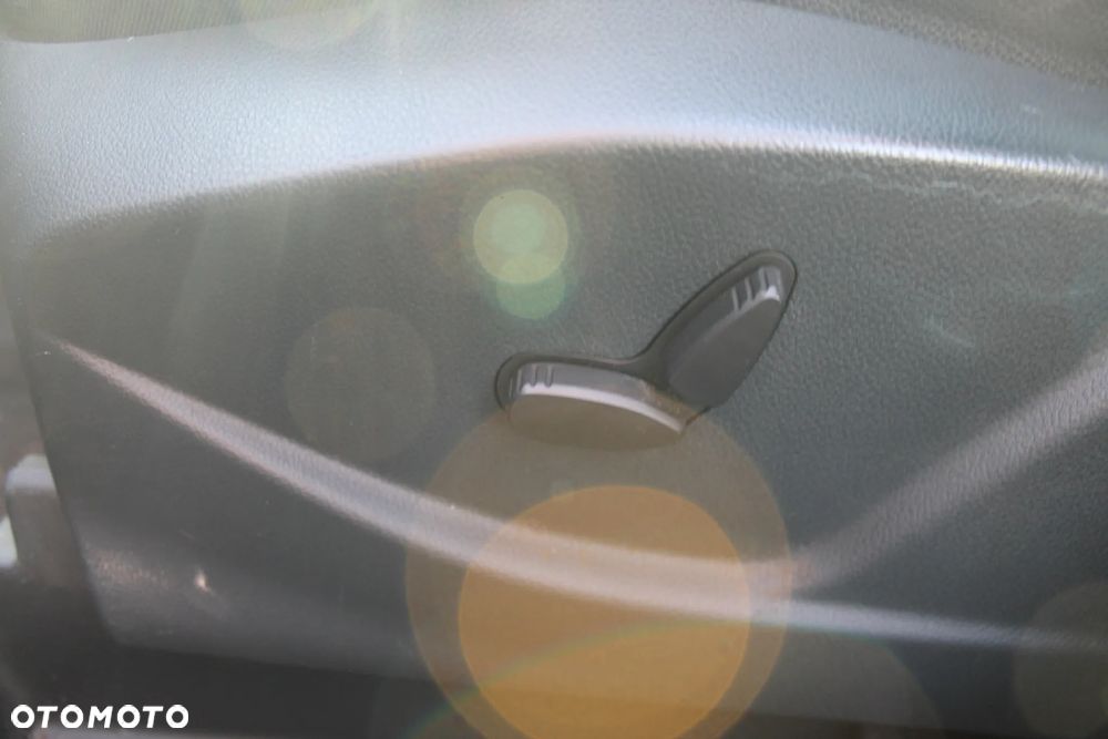 Ford C-MAX 1.6 TDCi Start-Stop-System Titanium - 11