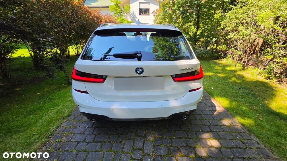 BMW Seria 3 320e M Sport sport - 7