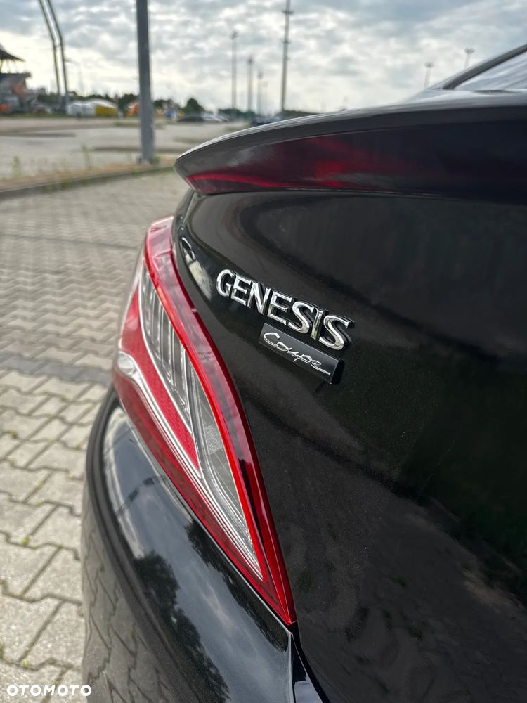 Hyundai Genesis Coupe 3.8 V6 - 10