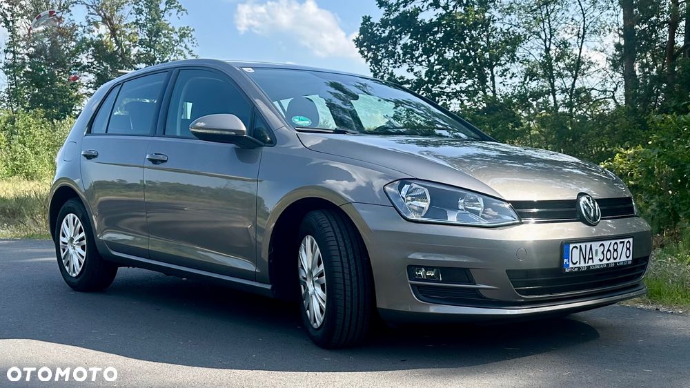 Volkswagen Golf 1.2 TSI BMT Trendline - 21