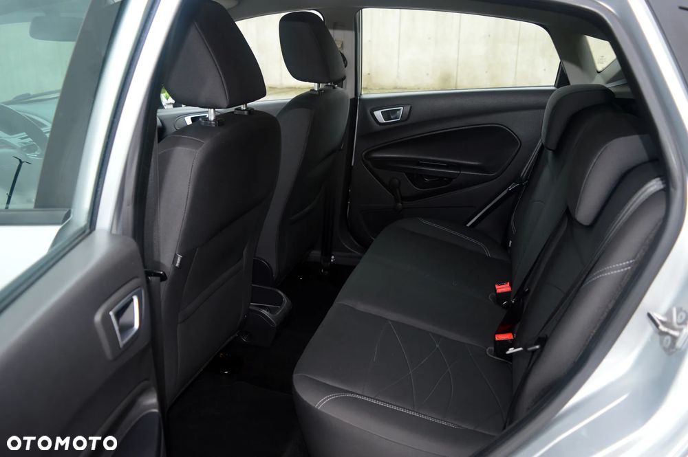 Ford Fiesta - 11