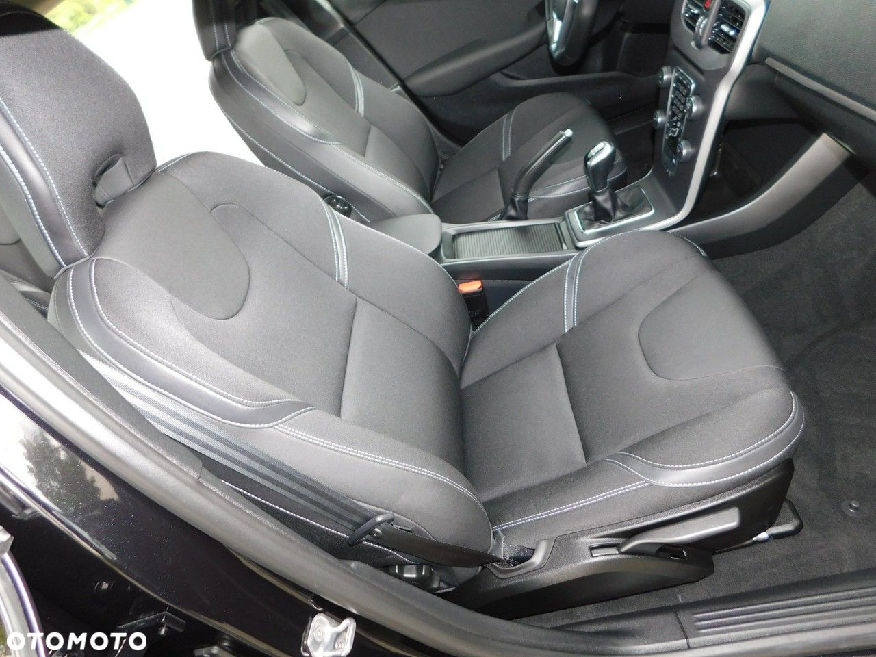Volvo V40 - 8