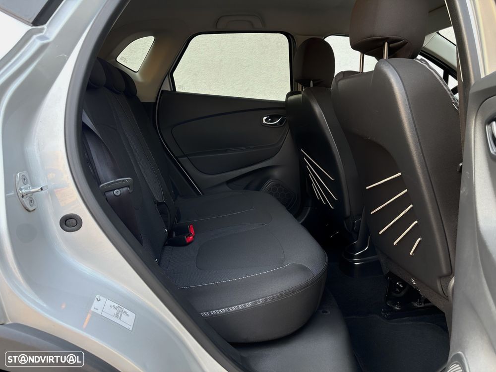 Renault Captur 1.5 dCi Exclusive - 10