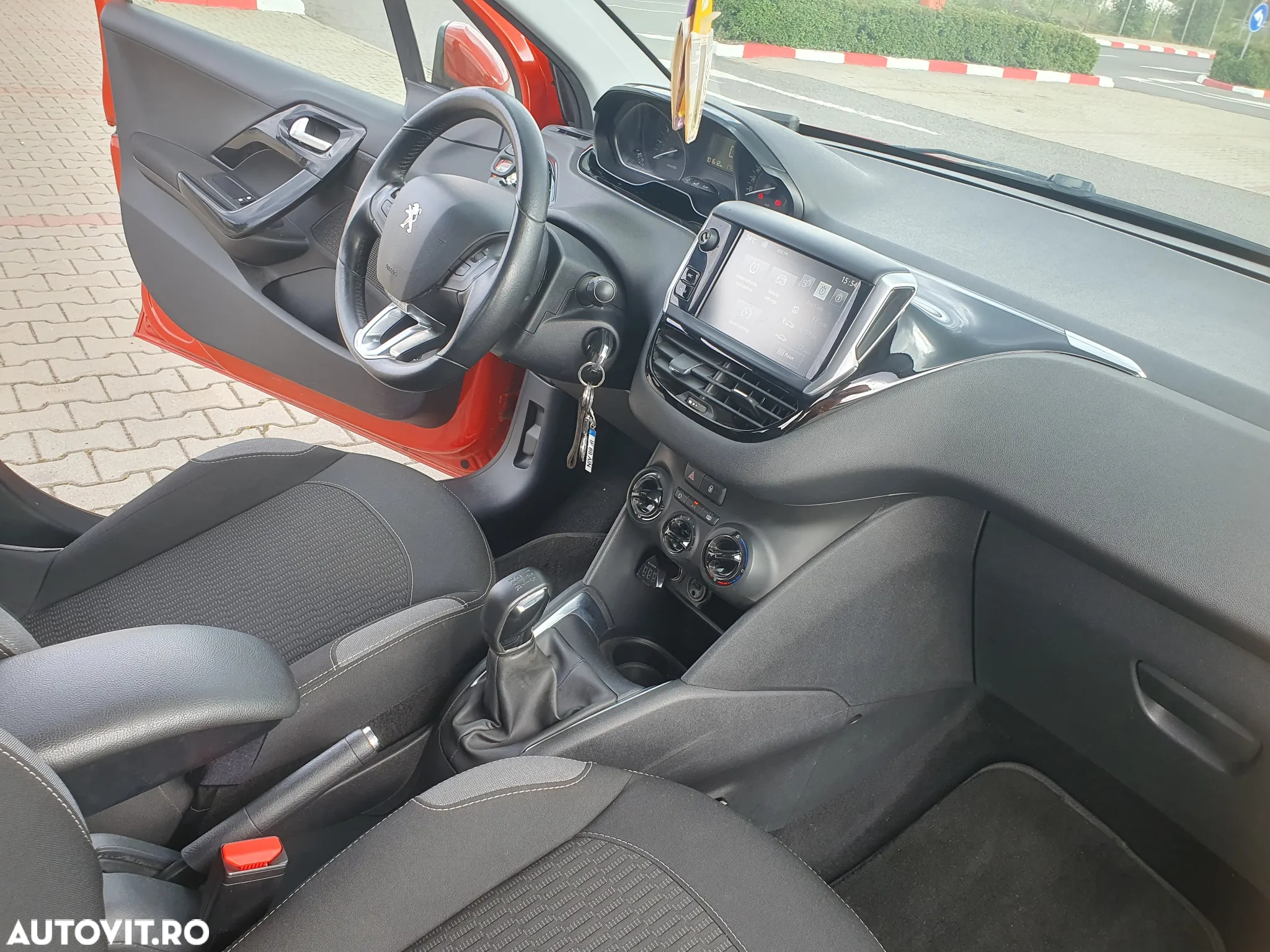 Peugeot 208 1.2 L PureTech Access - 10