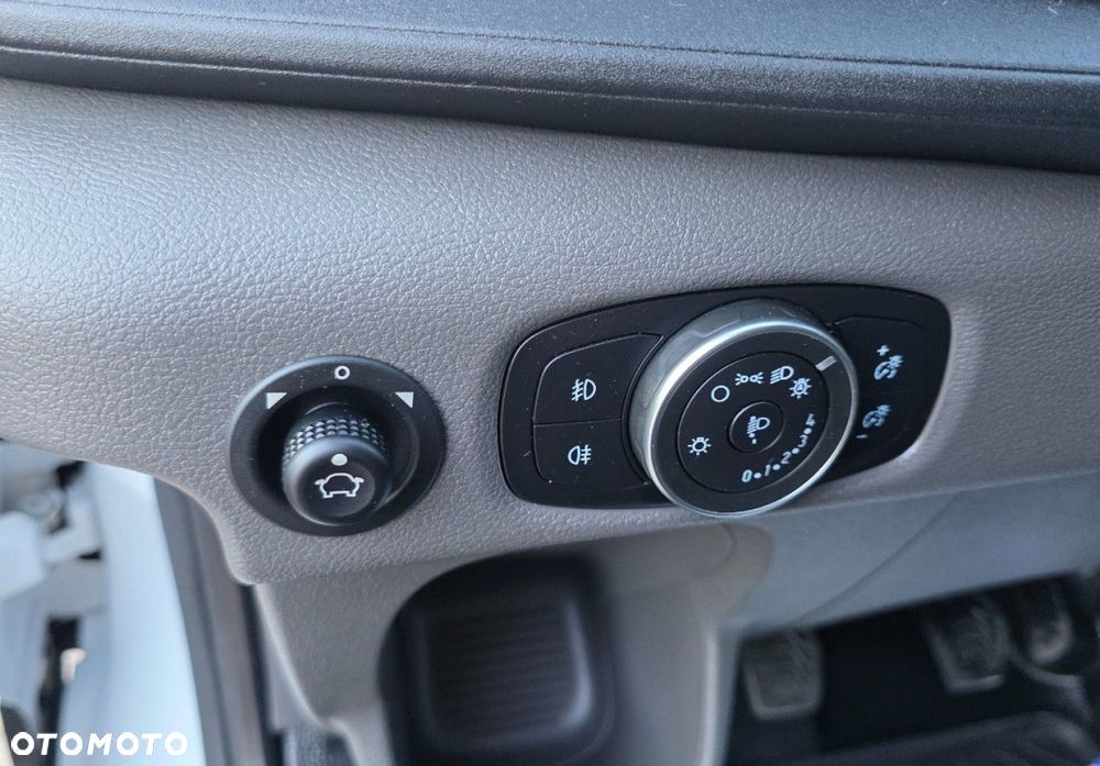 Ford Transit - 15