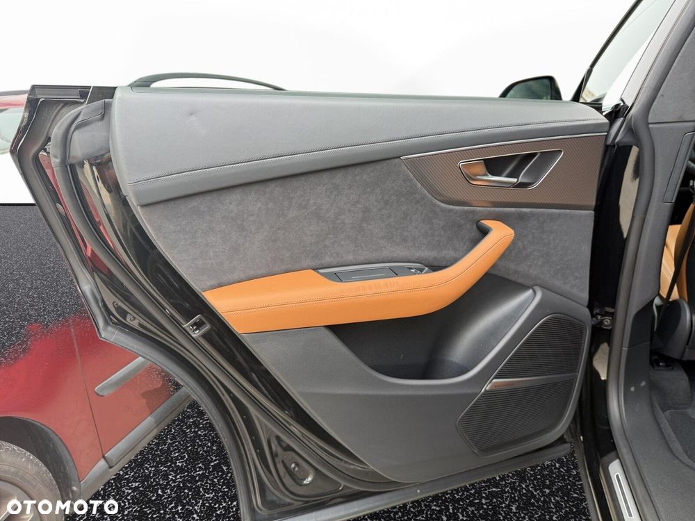 Audi RS Q8 TFSI Quattro Tiptronic - 35