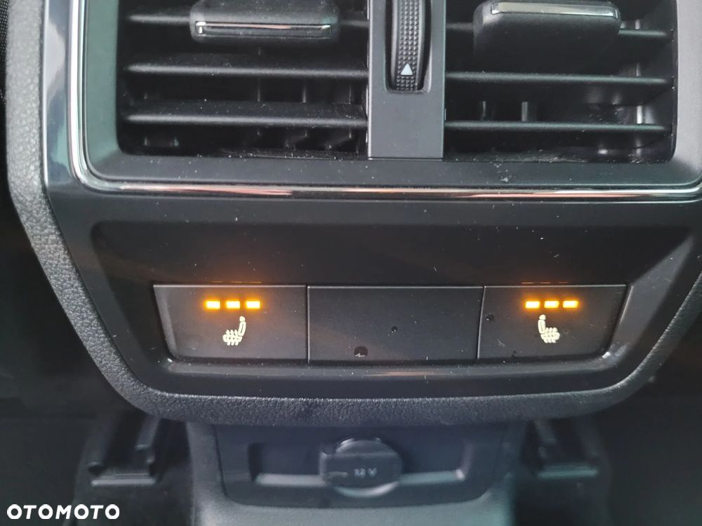 Skoda Karoq 2.0 TDI 4x4 DSG Selection - 30