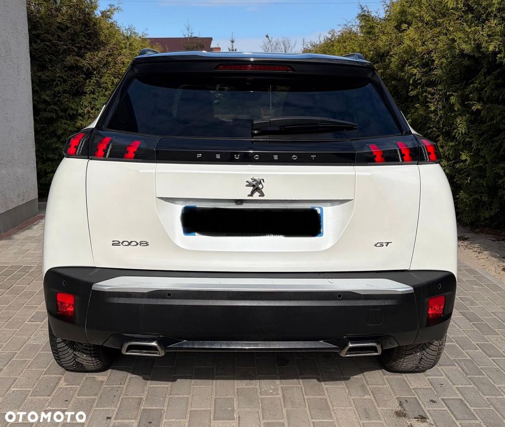 Peugeot 2008 - 8