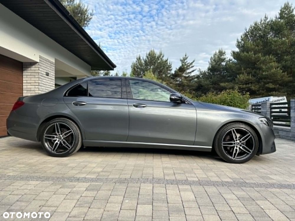 Mercedes-Benz Klasa E - 6