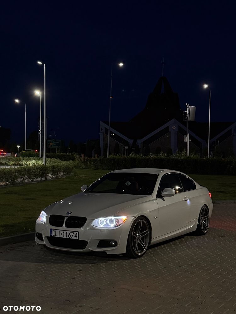 BMW Seria 3 325i - 10