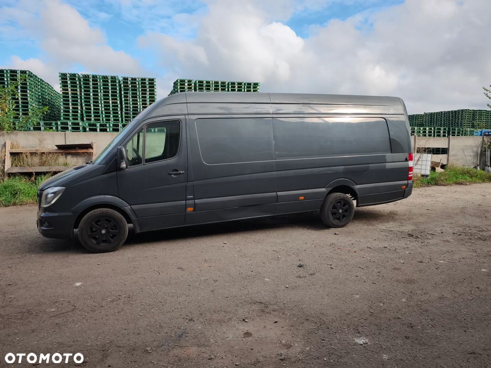 Mercedes-Benz Sprinter - 5