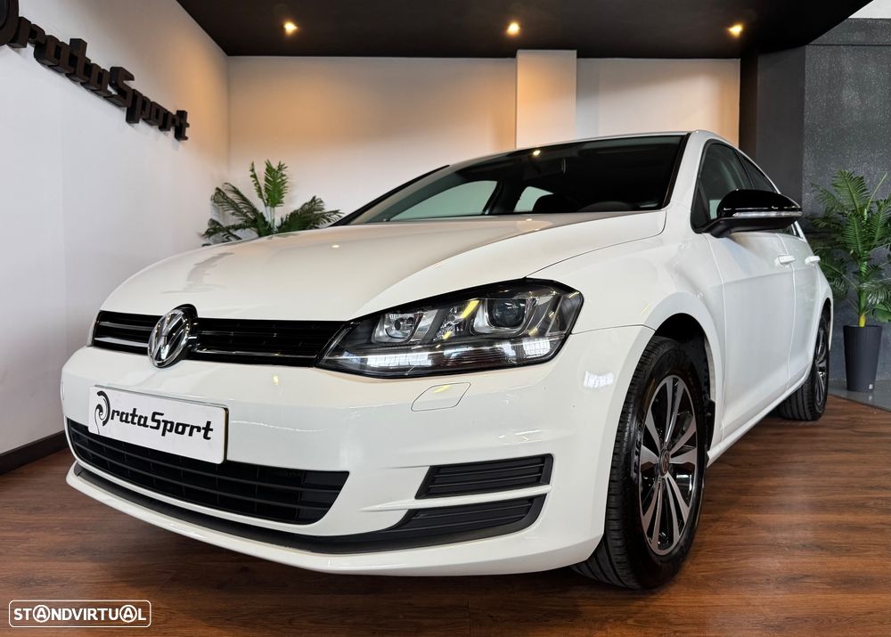 VW Golf 1.6 TDi BlueMotion Trendline - 3