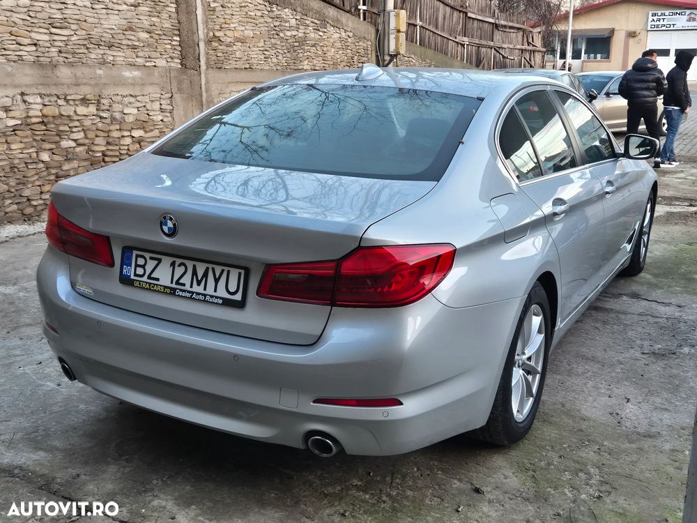 BMW Seria 5 520i AT - 5