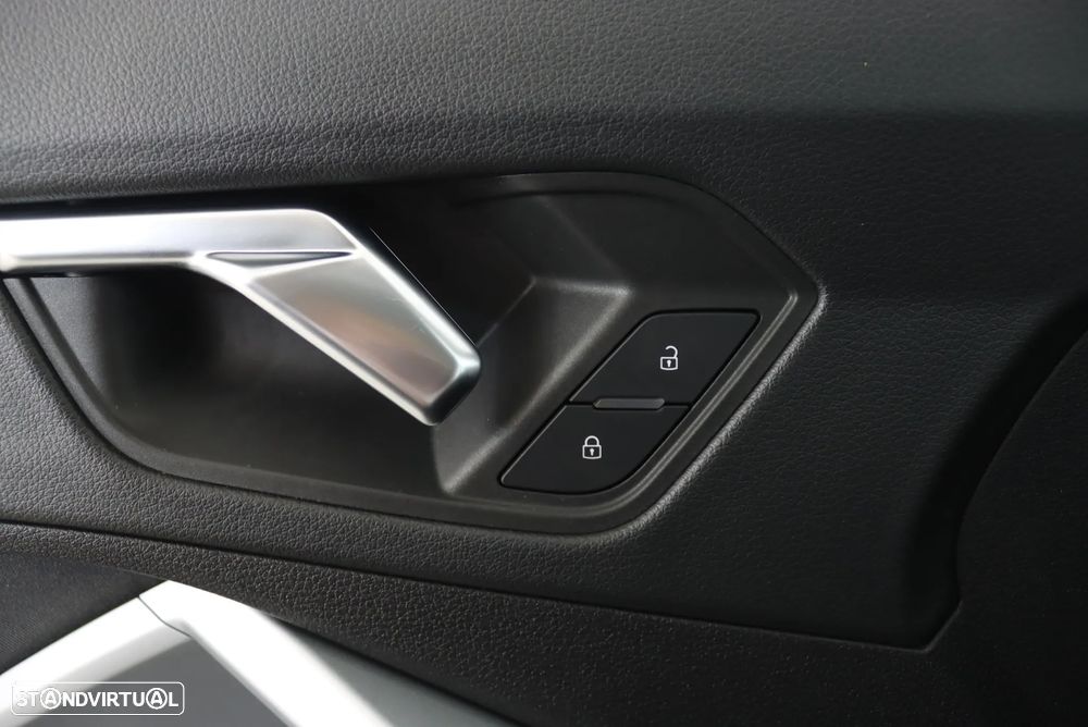 Audi Q3 35 TFSI S line - 16