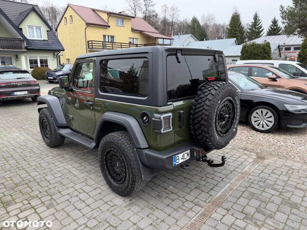 Jeep Wrangler - 29