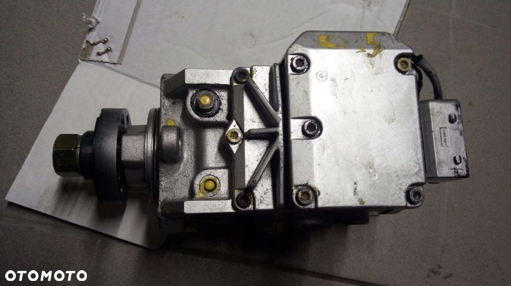 POMPA WTRYSKOWA 0470504015 opel 2.0 dti - 3