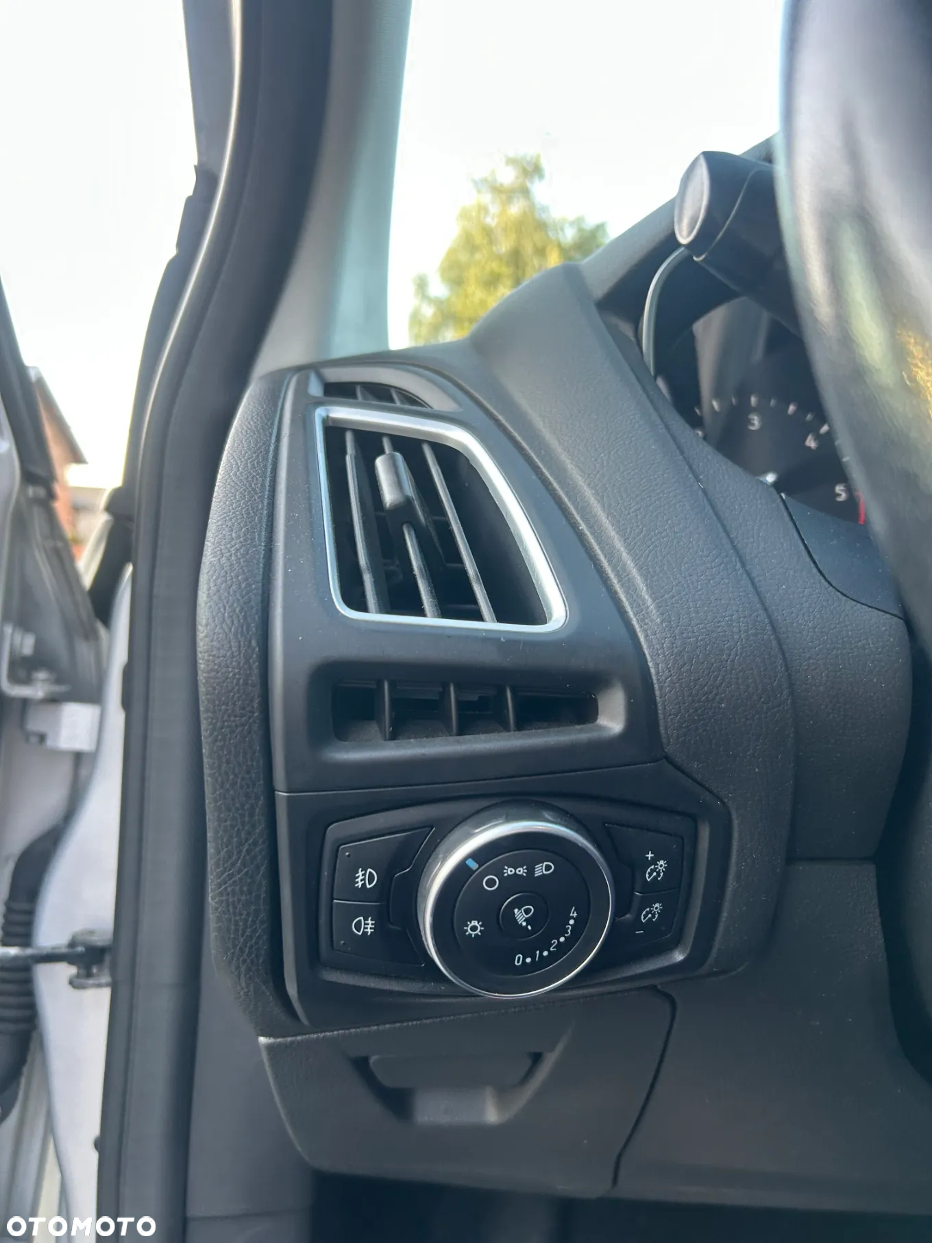 Ford Focus - 13