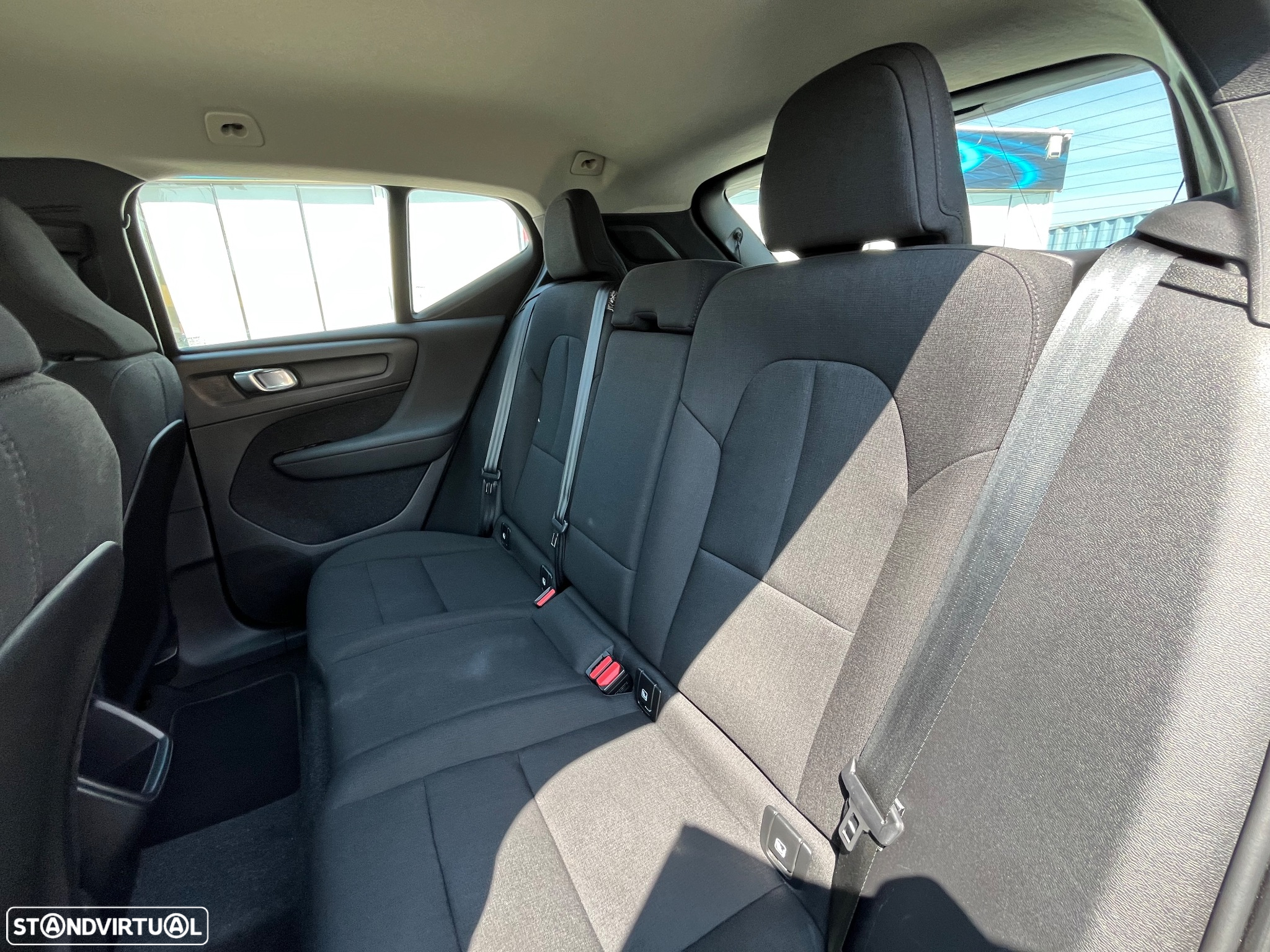 Volvo XC 40 1.5 T2 Momentum Plus - 45