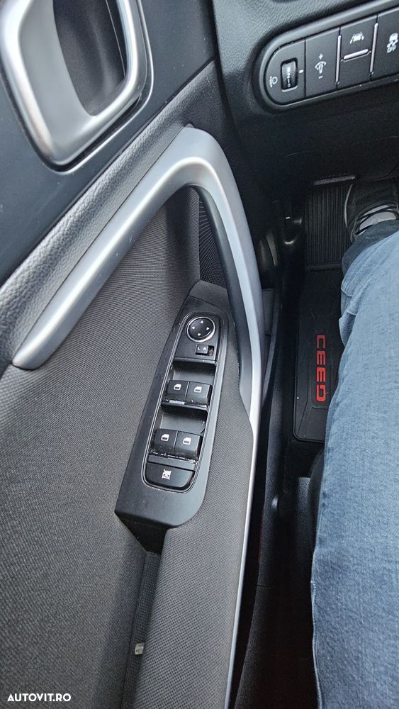 Kia Ceed 1.4 T-GDI Best - 19