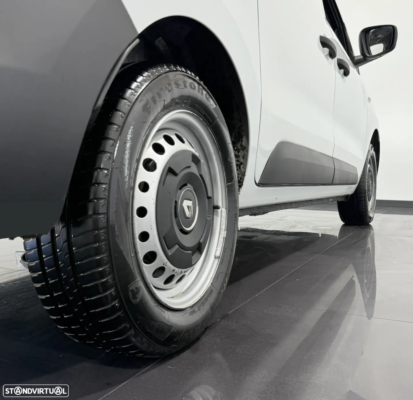 Renault EXPRESS ADVANCE 1.5 DCI 95CV - IVA DEDUTIVEL - NACIONAL - 38