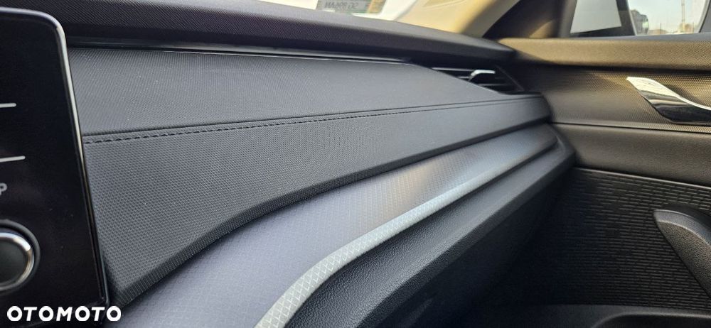 Skoda Octavia 1.5 TSI ACT Ambition - 23