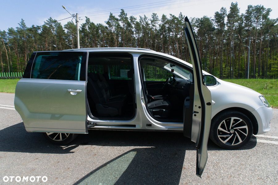 Volkswagen Sharan 2.0 TDI BMT Comfortline DSG - 4